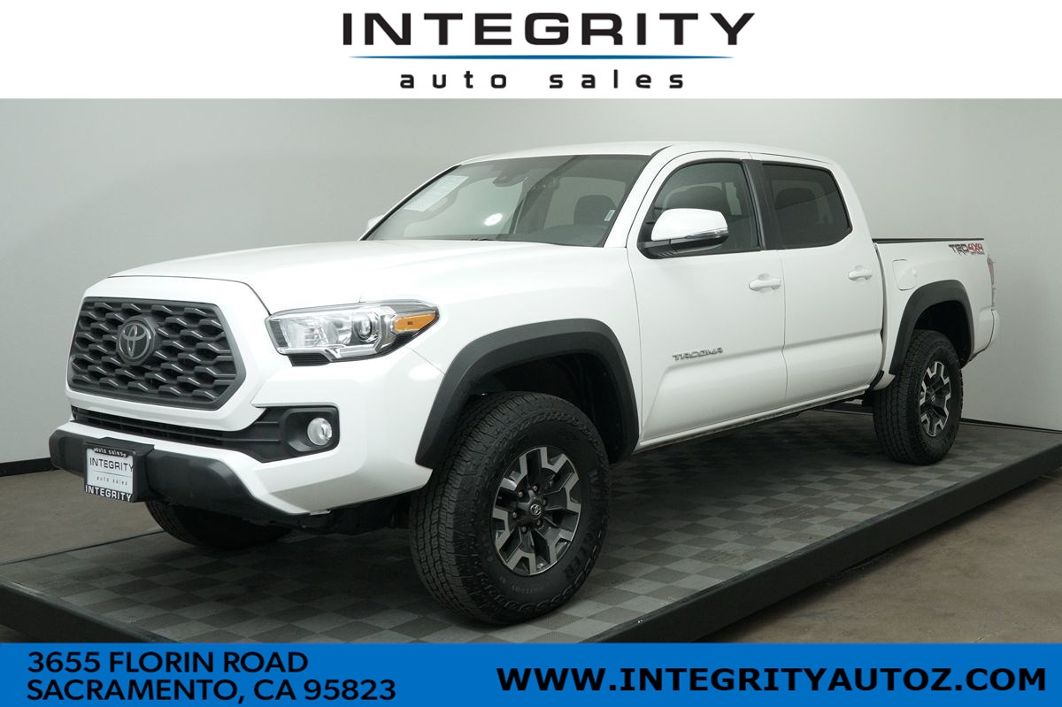 2022 Toyota Tacoma 4WD TRD Off-Road Pickup 4D 5 ft