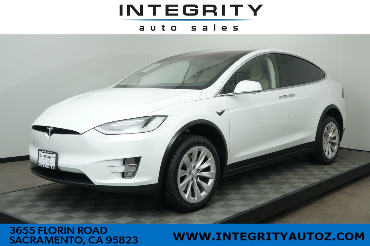 2017 Tesla Model X 75D Sport Utility 4D