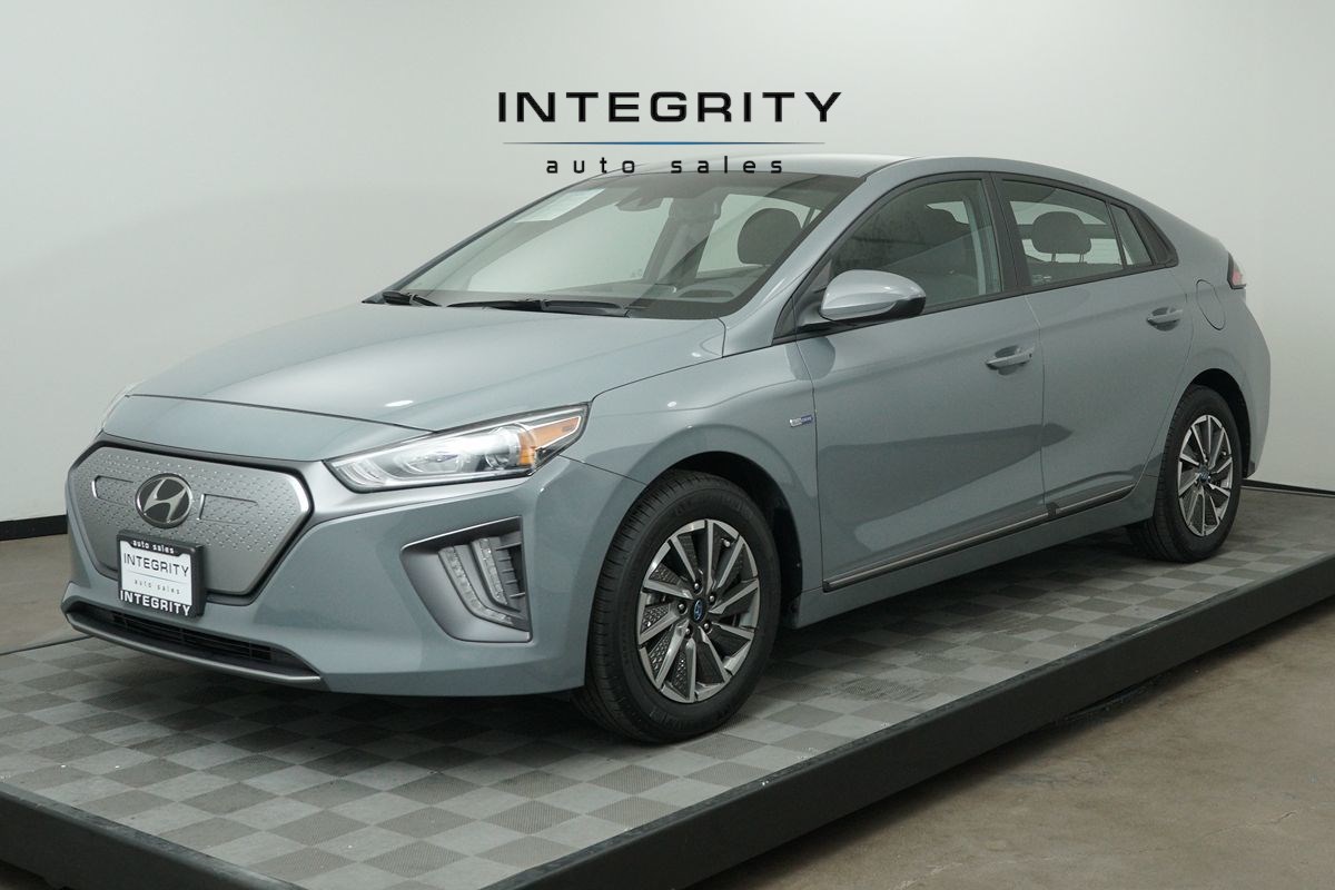 2020 Hyundai Ioniq Electric SE Hatchback 4D