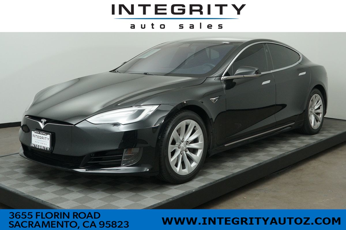 2017 Tesla Model S 60 Sedan 4D