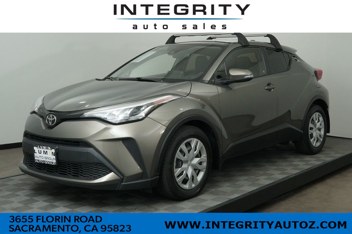 2021 Toyota C-HR LE Sport Utility 4D