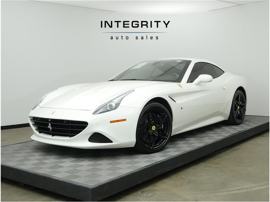 2016 Ferrari California T Convertible 2D