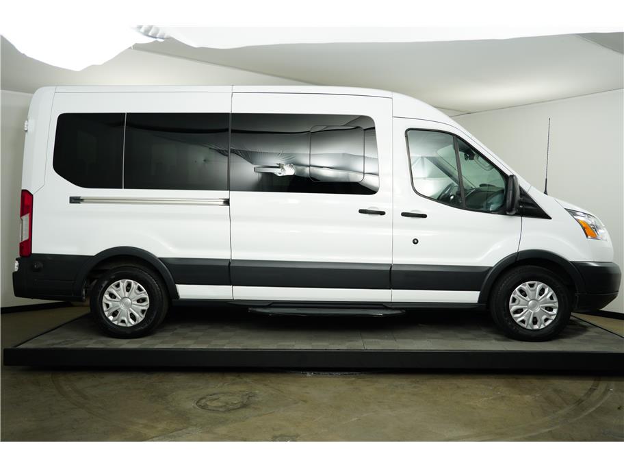 2017 Ford Transit XLT Van photo 6