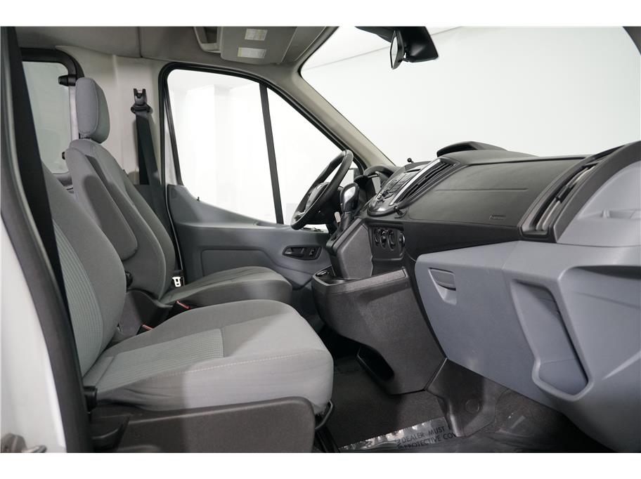 2017 Ford Transit XLT Van photo 17
