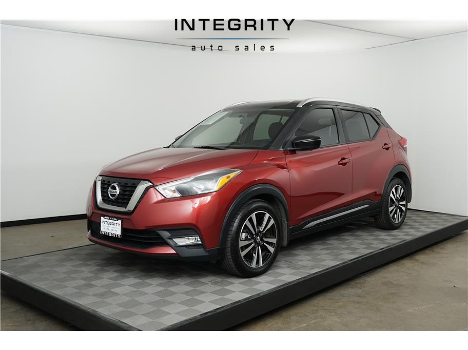 2019 Nissan Kicks SR Sport Utility 4D