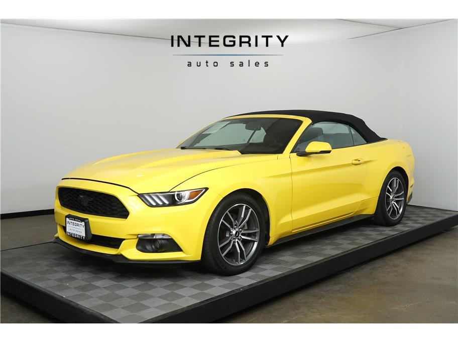 2016 Ford Mustang EcoBoost Premium Convertible 2D