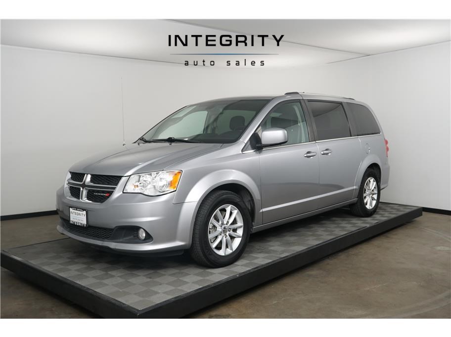 2019 Dodge Grand Caravan SXT Minivan 4D