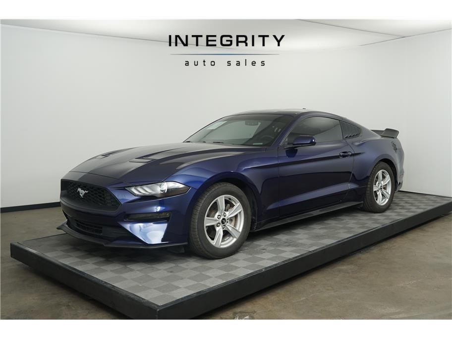 2020 Ford Mustang EcoBoost Coupe 2D