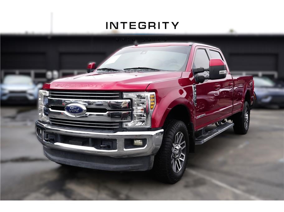 2019 Ford Super Duty F-350 SRW Lariat Pickup 4D 8 ft