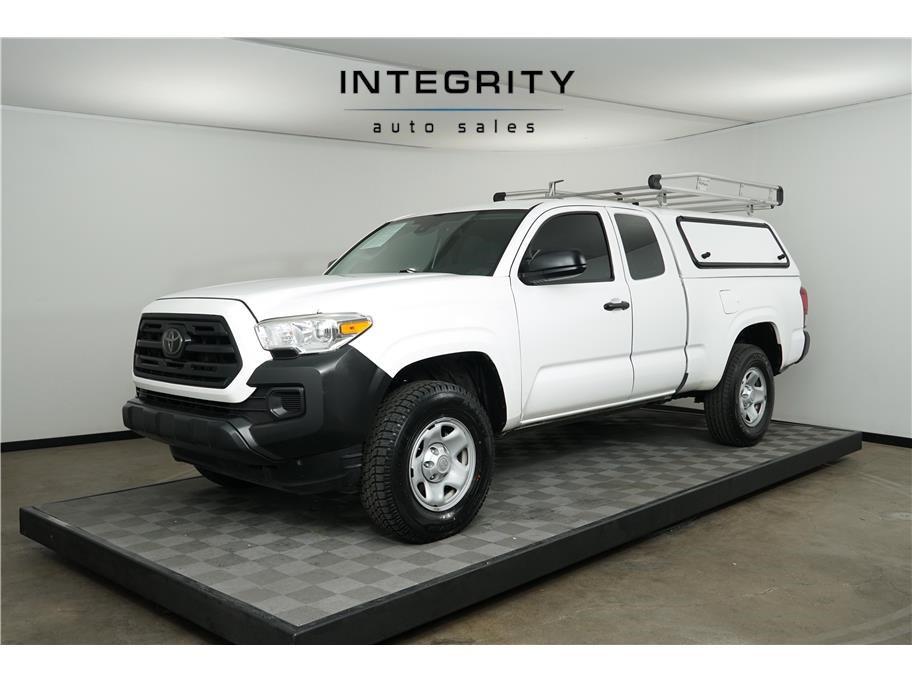 2018 Toyota Tacoma SR Pickup 4D 6 ft