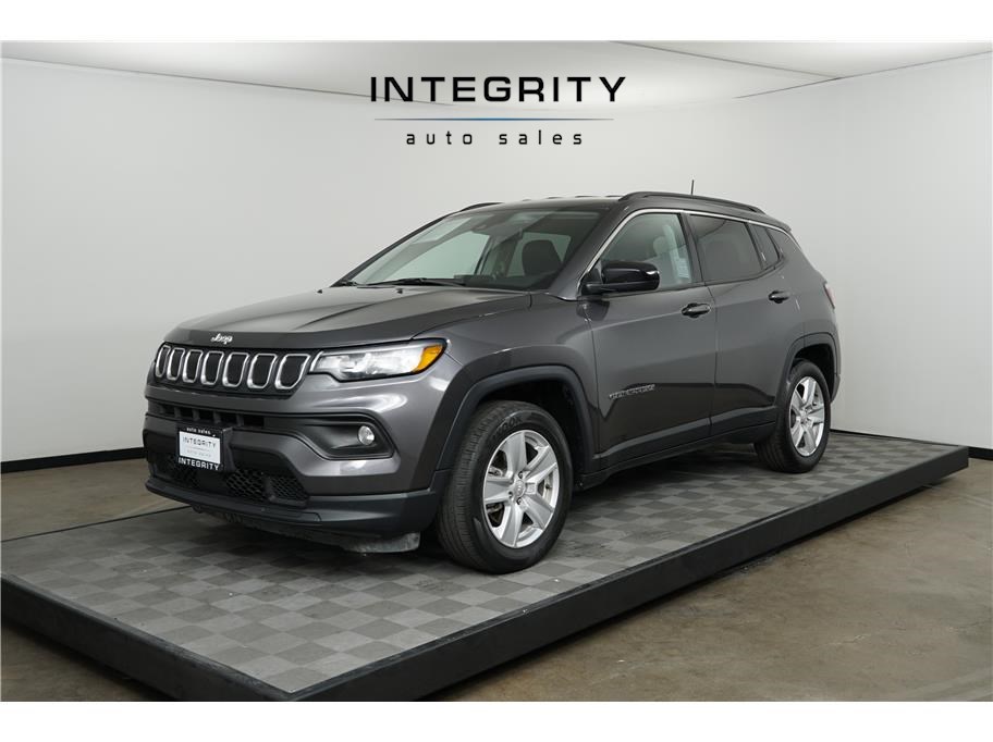 2022 Jeep Compass Latitude Sport Utility 4D