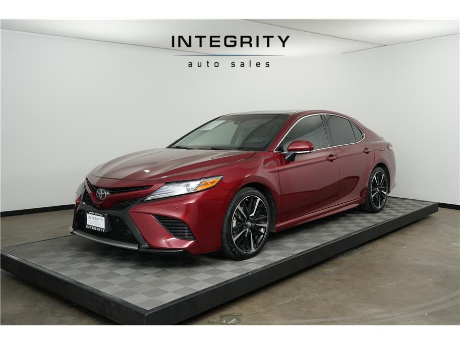 2018 Toyota Camry XSE Sedan 4D