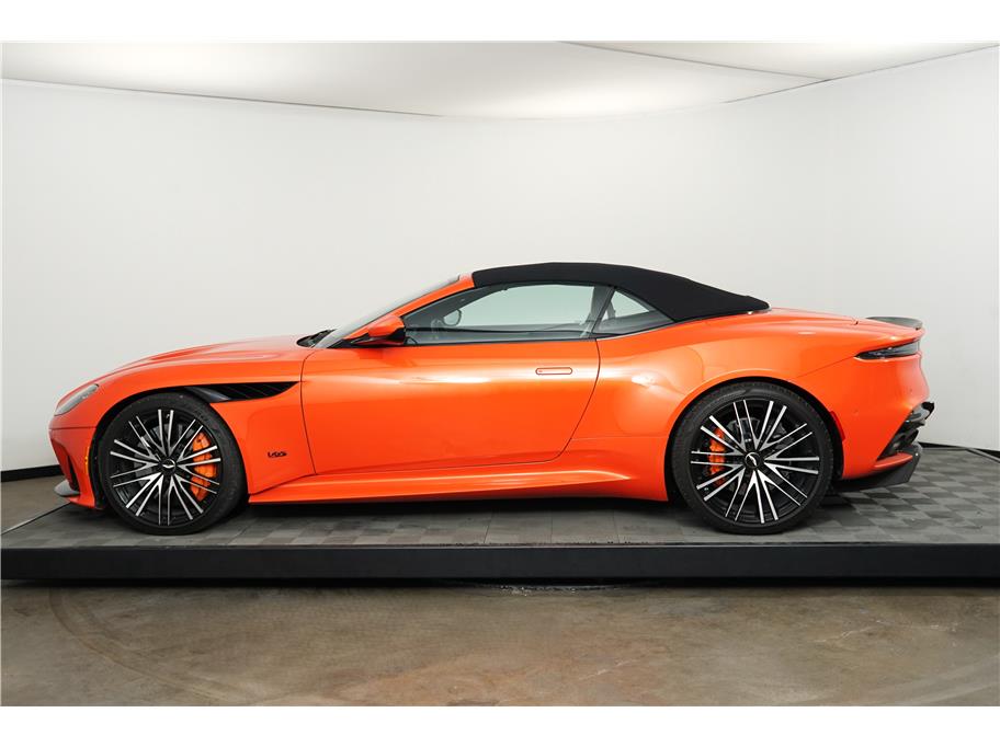2022 Aston Martin DBS AM7 photo 2