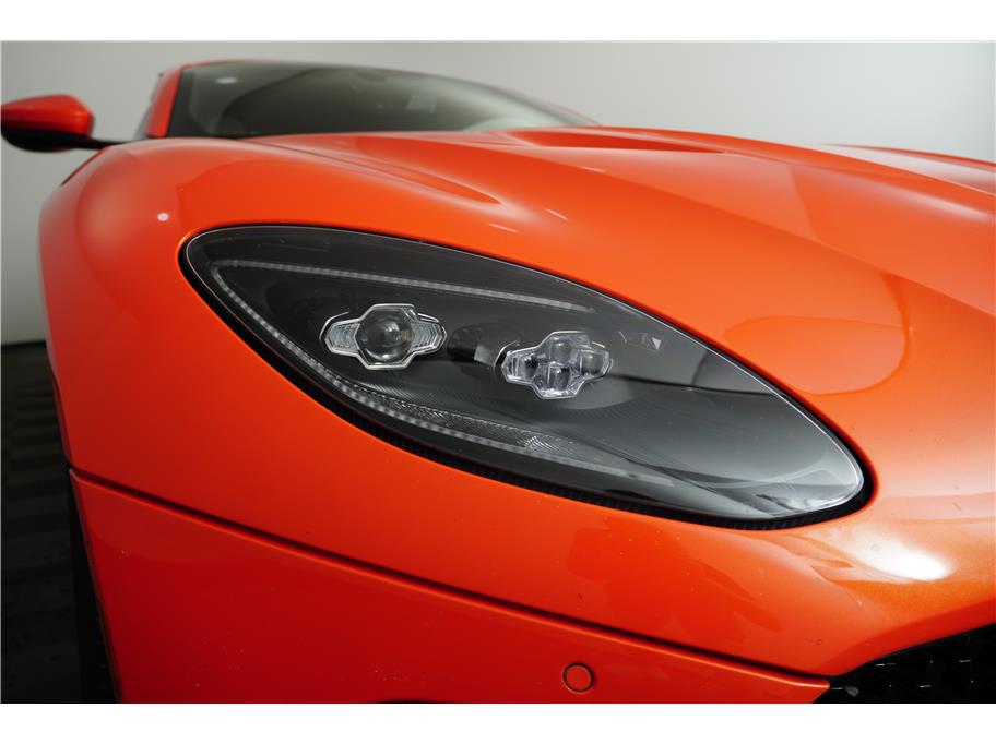 2022 Aston Martin DBS AM7 photo 9
