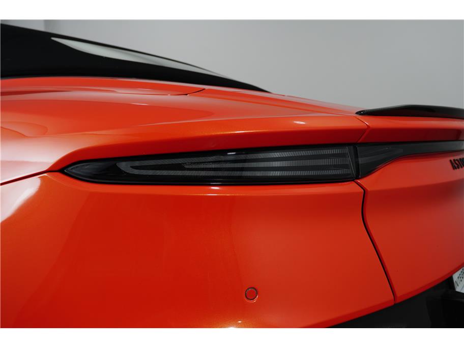 2022 Aston Martin DBS AM7 photo 11