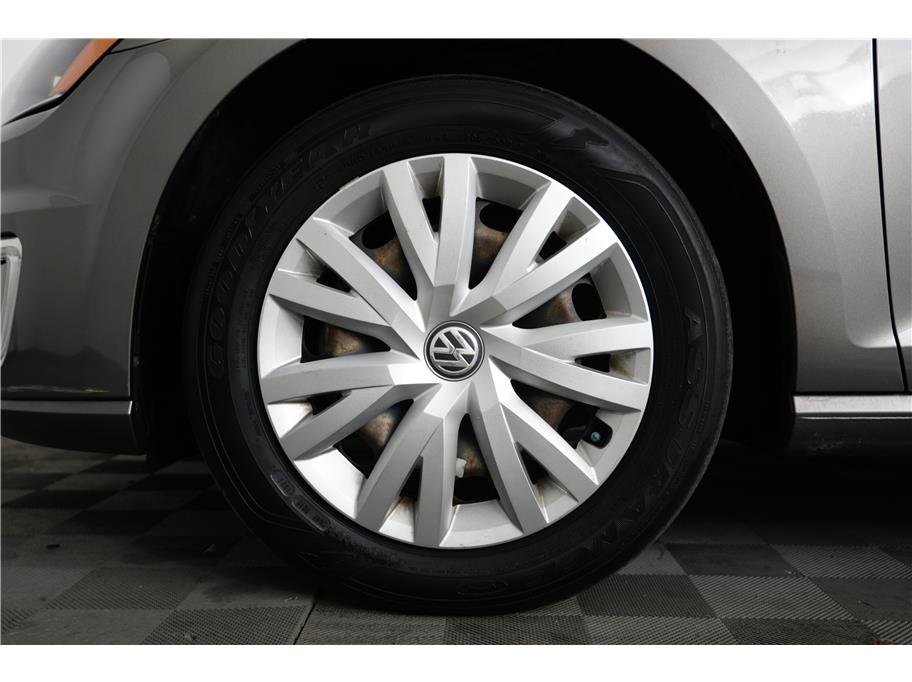 2015 Volkswagen e-Golf e-Golf Limited Edition - Photo 13