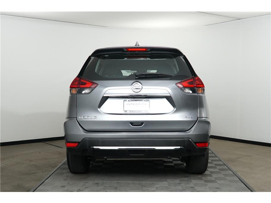 2020 Nissan Rogue photo 4