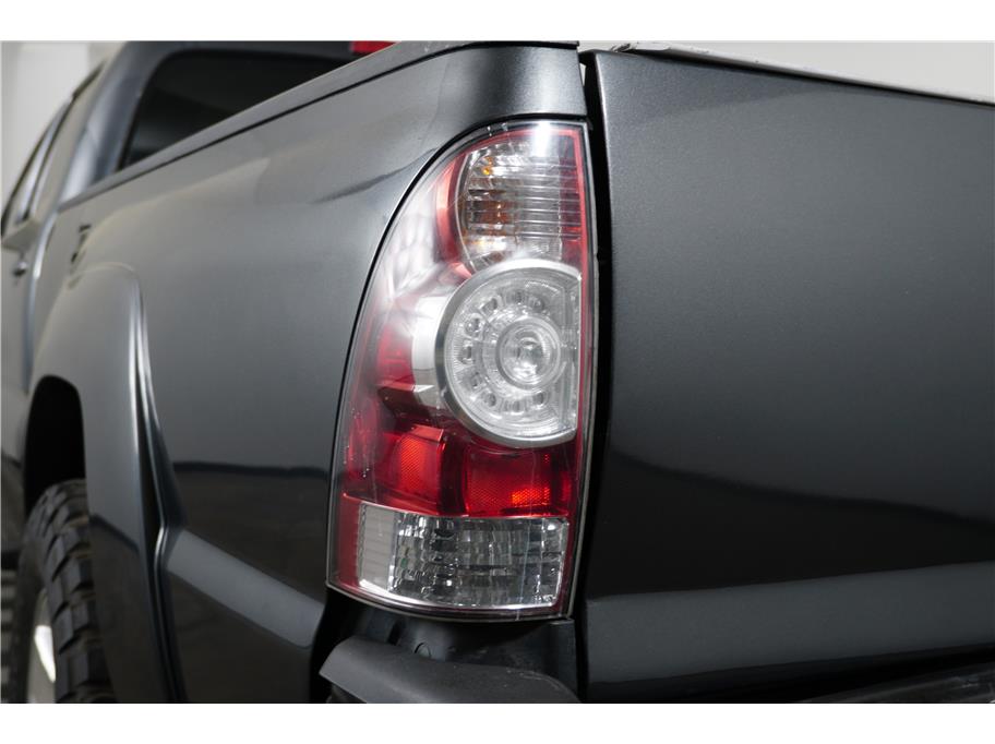 2015 Toyota Tacoma PreRunner photo 11