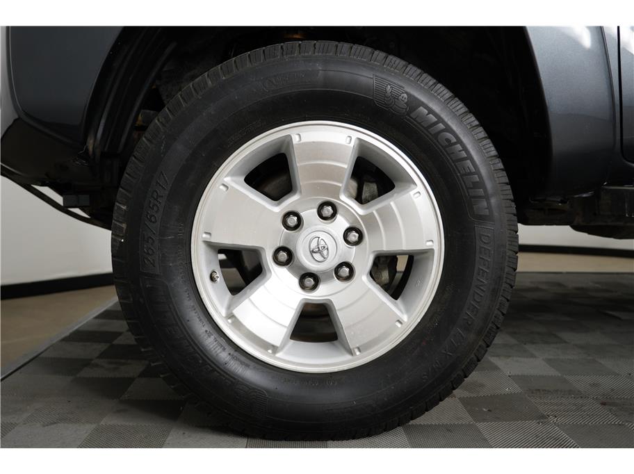 2015 Toyota Tacoma PreRunner photo 13