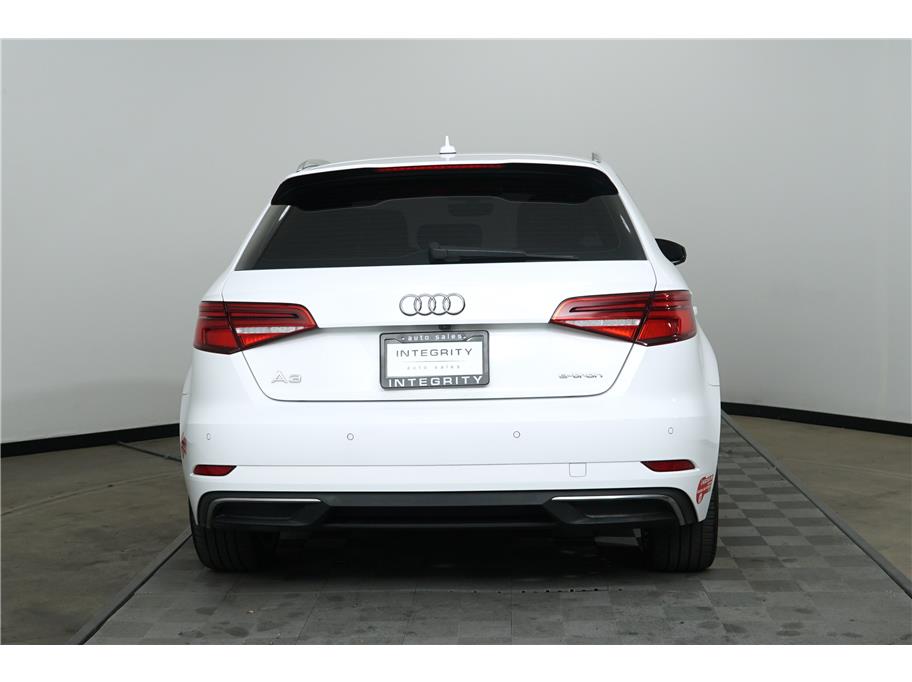 2017 Audi A3 E-tron Premium Plus photo 4