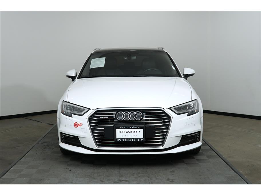 2017 Audi A3 E-tron Premium Plus photo 8