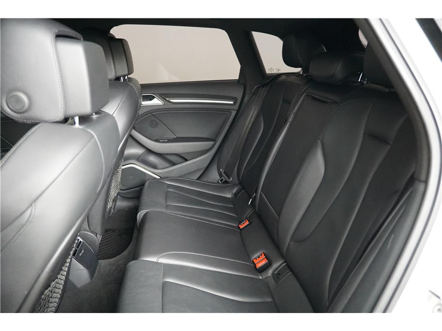 2017 Audi A3 E-tron Premium Plus photo 17