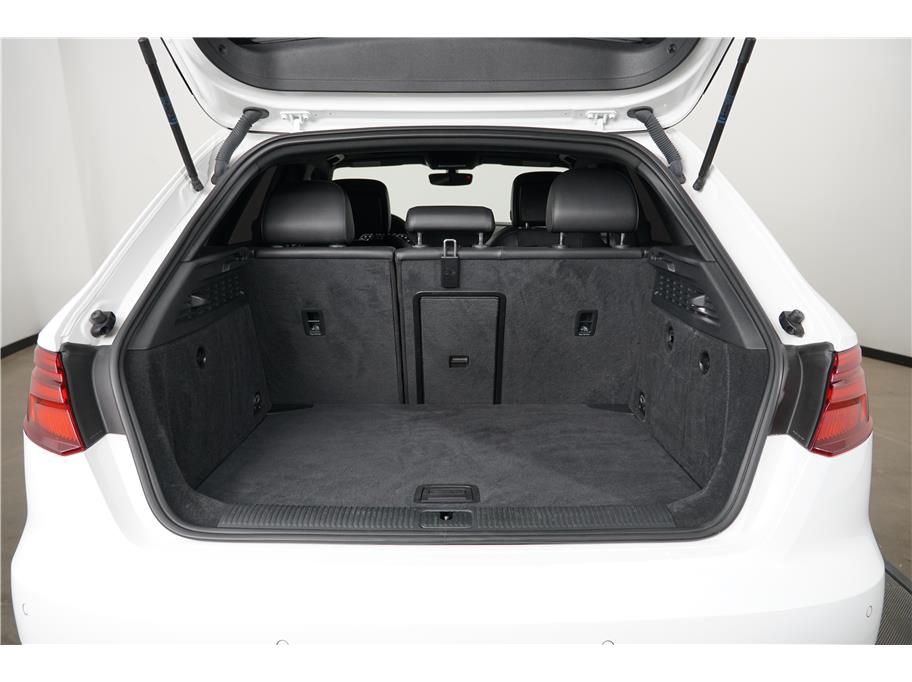 2017 Audi A3 E-tron Premium Plus photo 18