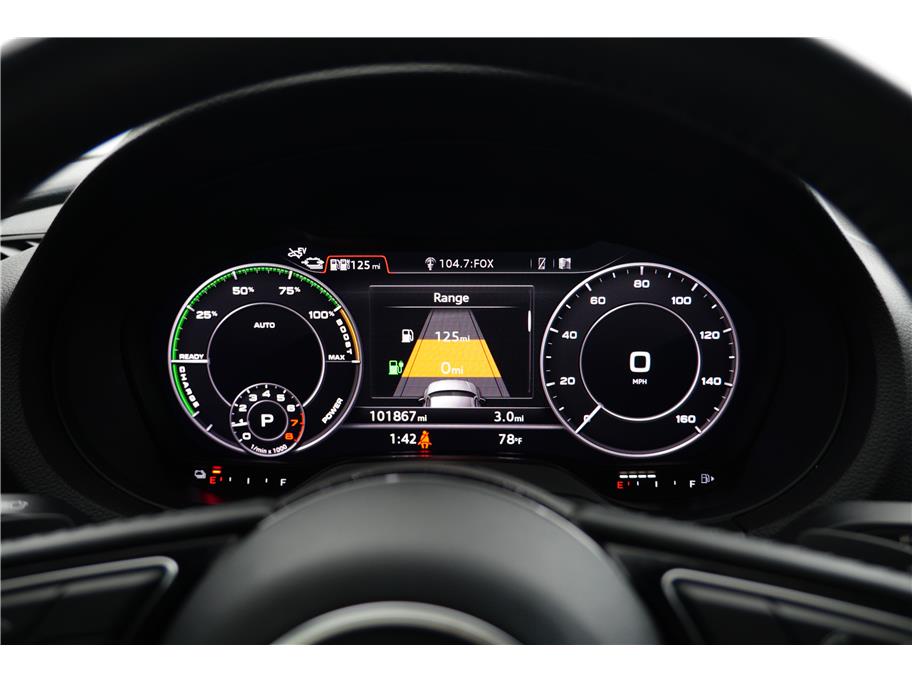 2017 Audi A3 E-tron Premium Plus photo 24