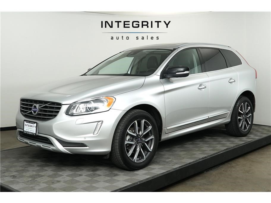 2017 Volvo XC60