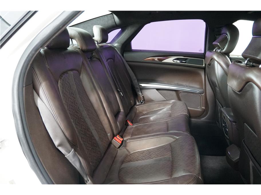 2016 Lincoln MKZ Hybrid Black Label photo 19