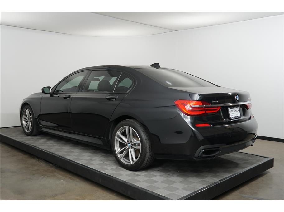 2017 Bmw 740i xDrive photo 3