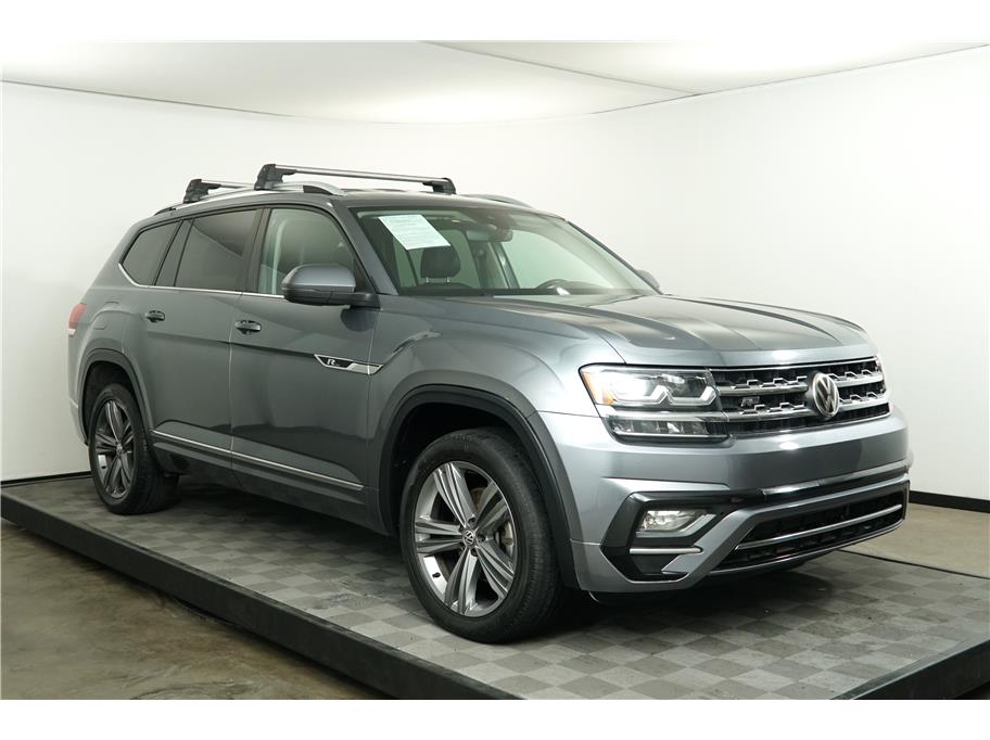 2019 Volkswagen Atlas V6 SE Technology R-Line photo 6