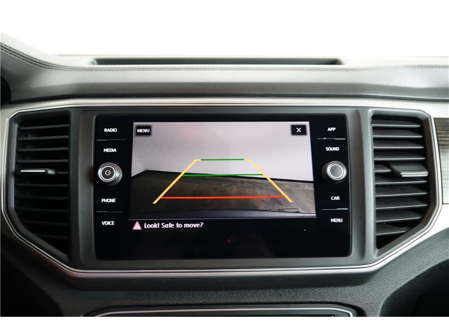 2019 Volkswagen Atlas V6 SE Technology R-Line photo 25