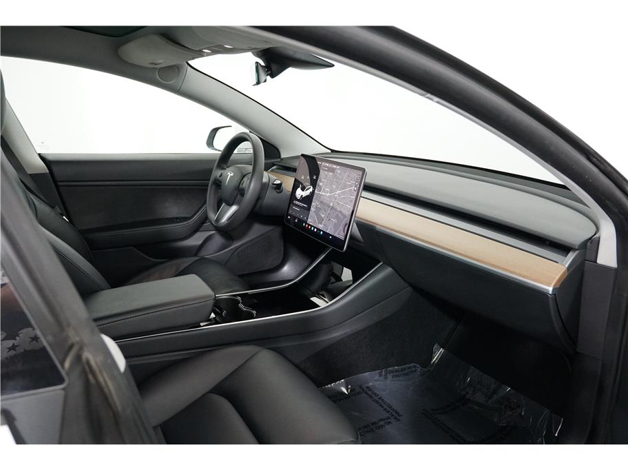 2020 Tesla Model 3 Long Range photo 19