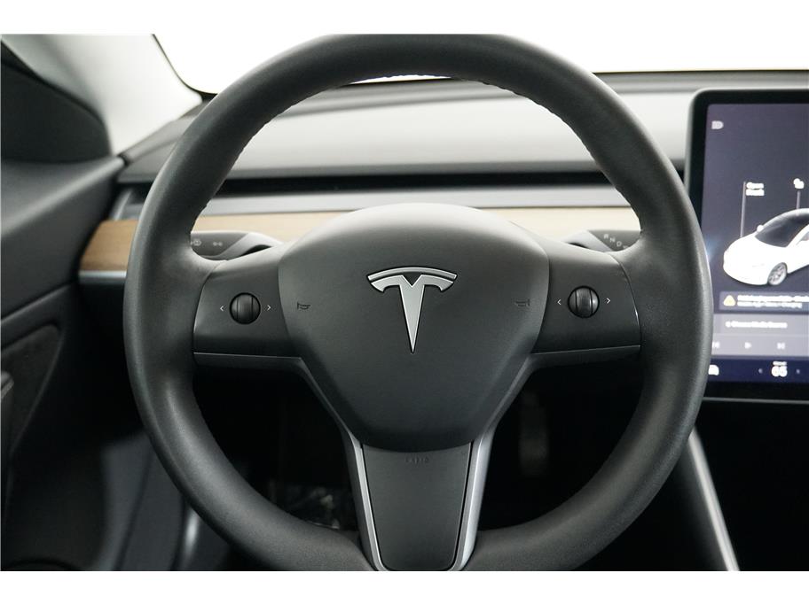 2020 Tesla Model 3 Long Range photo 22