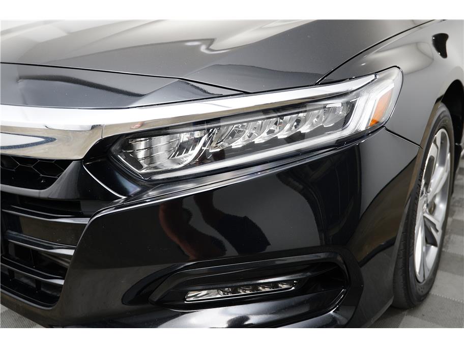 2019 Honda Accord EX 1.5T photo 9