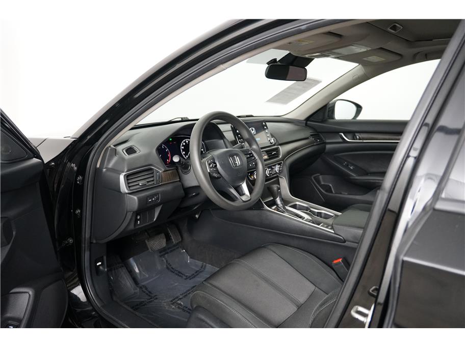 2019 Honda Accord EX 1.5T photo 13