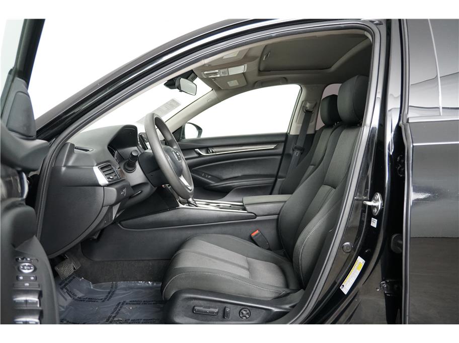 2019 Honda Accord EX 1.5T photo 14