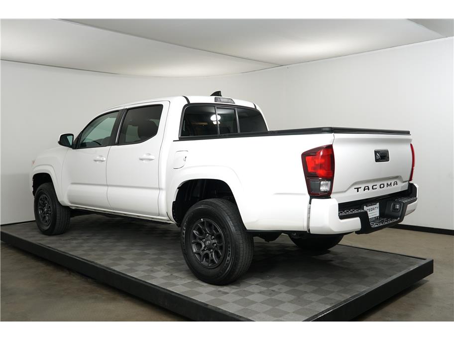 2022 Toyota Tacoma SR photo 3