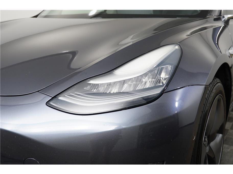 2018 Tesla Model 3 Mid Range photo 10