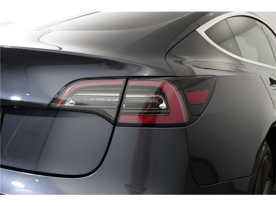 2018 Tesla Model 3 Mid Range photo 12