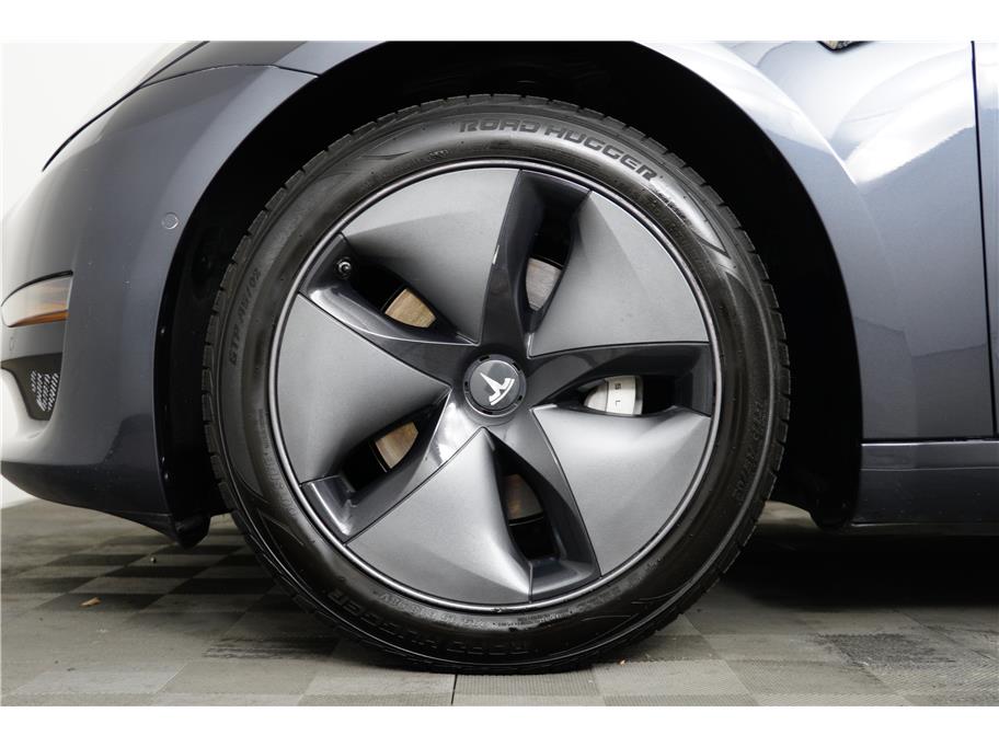 2018 Tesla Model 3 Mid Range photo 13