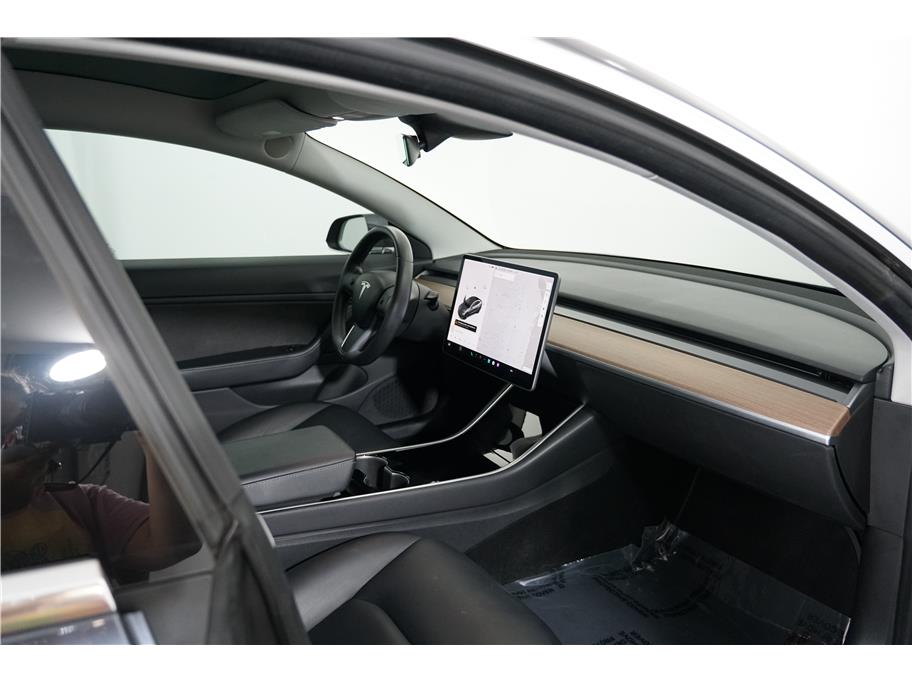 2018 Tesla Model 3 Mid Range photo 20