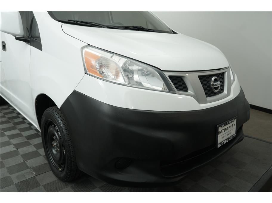 2015 Nissan NV200 SV photo 7