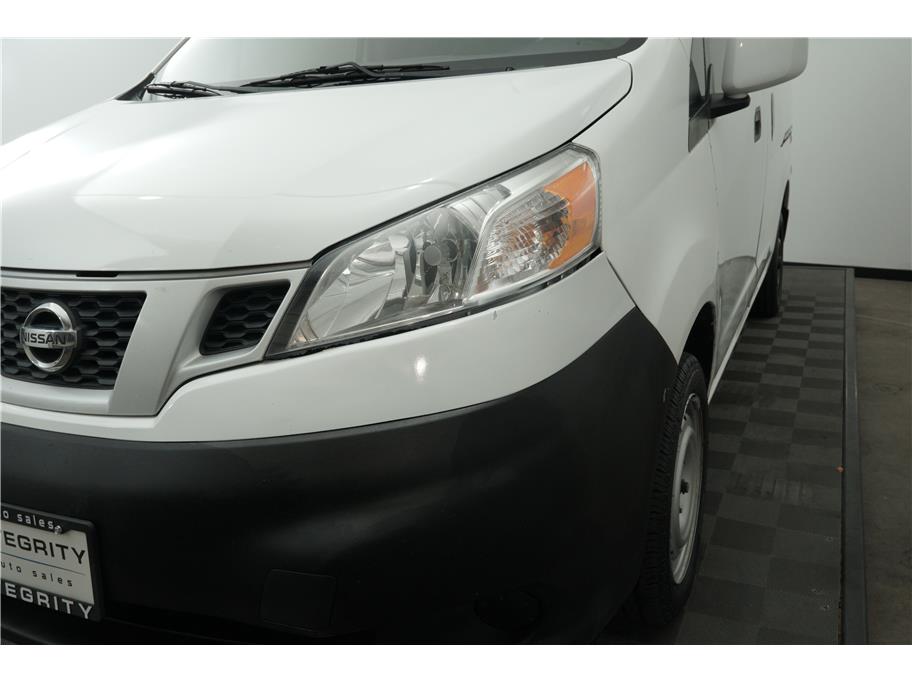 2015 Nissan NV200 SV photo 8