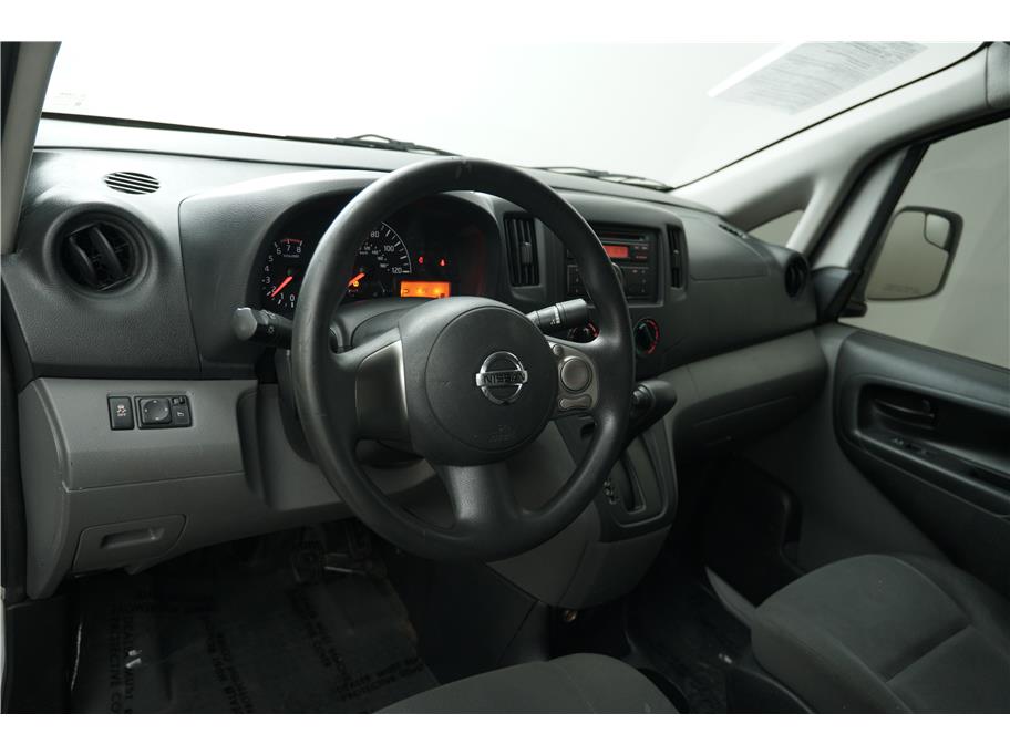 2015 Nissan NV200 SV photo 11