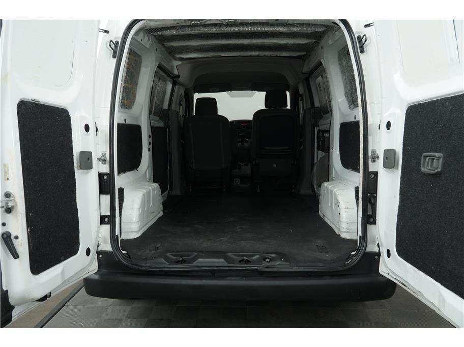2015 Nissan NV200 SV photo 15