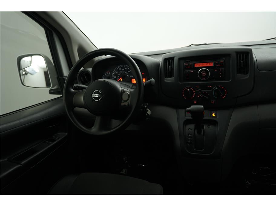 2015 Nissan NV200 SV photo 19