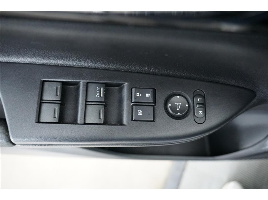 2017 Honda Accord LX photo 14