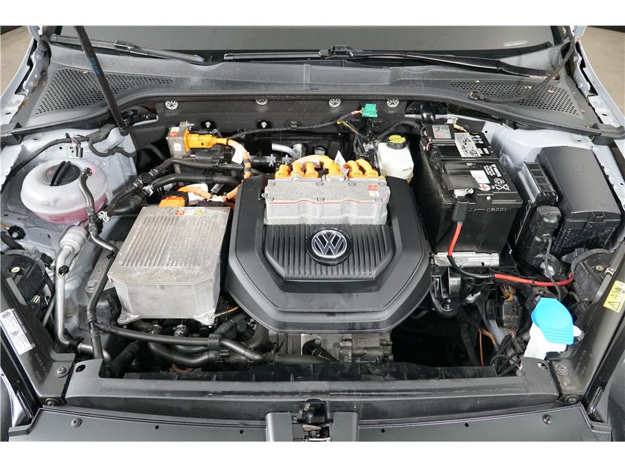 2016 Volkswagen e-Golf SE photo 26